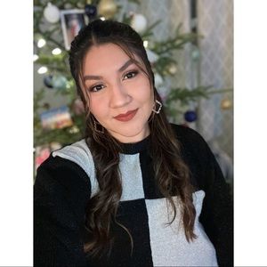 Meet your Posher, Xaviera